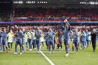 Ajax a dat lovitura pe terenul marii rivale » Titlul e la orizont