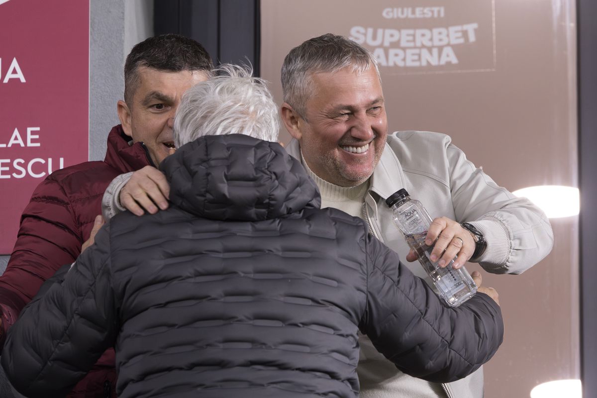 Gazeta a întrebat, Rădoi a dat răspunsul » Universitatea Craiova schimbă abordarea pentru „dubla” cu CFR Cluj: „Luăm în calcul inclusiv așa ceva”