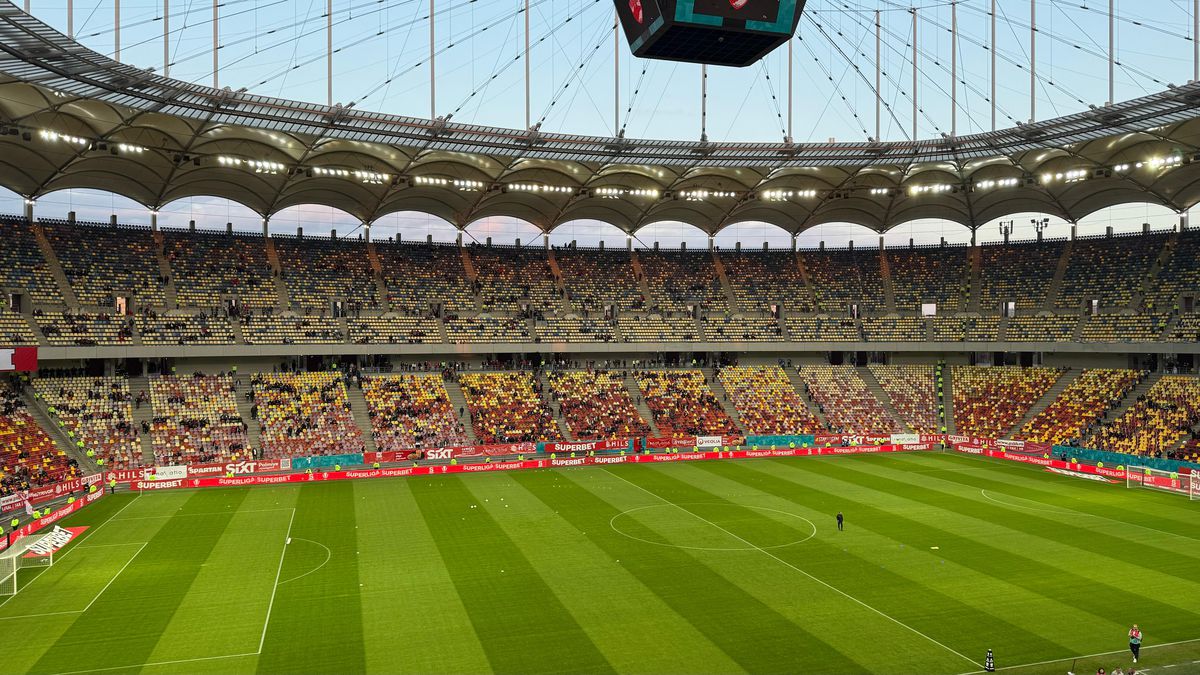 Mustață spera să introducă două bannere abominabile la Dinamo - FCSB » Ce conțineau, în realitate, mesajele descrise drept „ironii”