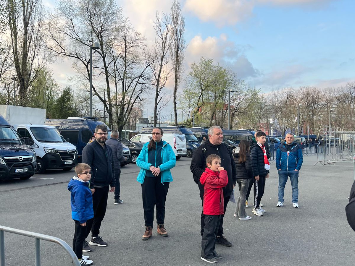 FCSB a ajuns la Arena Națională pentru meciul cu Dinamo