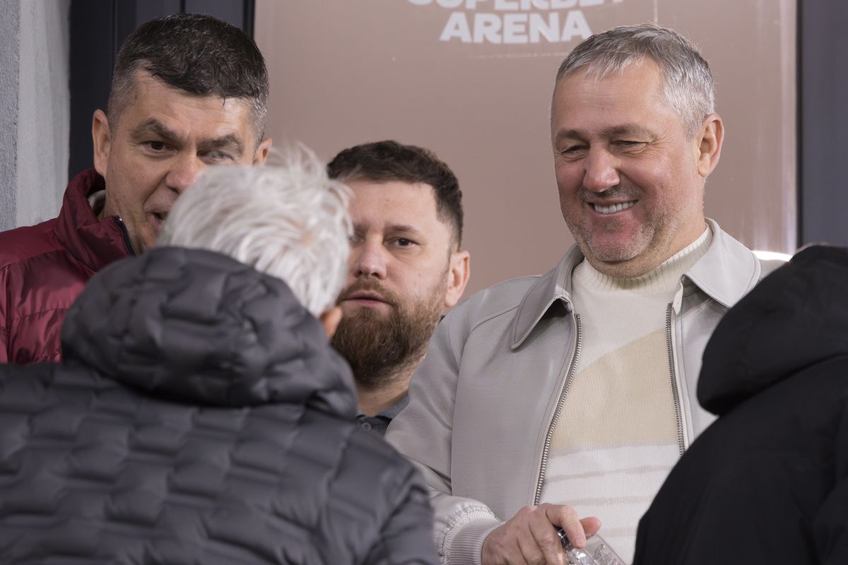 Gazeta a întrebat, Rădoi a dat răspunsul » Universitatea Craiova schimbă abordarea pentru „dubla” cu CFR Cluj: „Luăm în calcul inclusiv așa ceva”