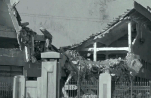 Imagini în premieră difuzate de Televiziunea Română » Cum a fost devastat stadionul Rapid în bombardamentele din 1944!