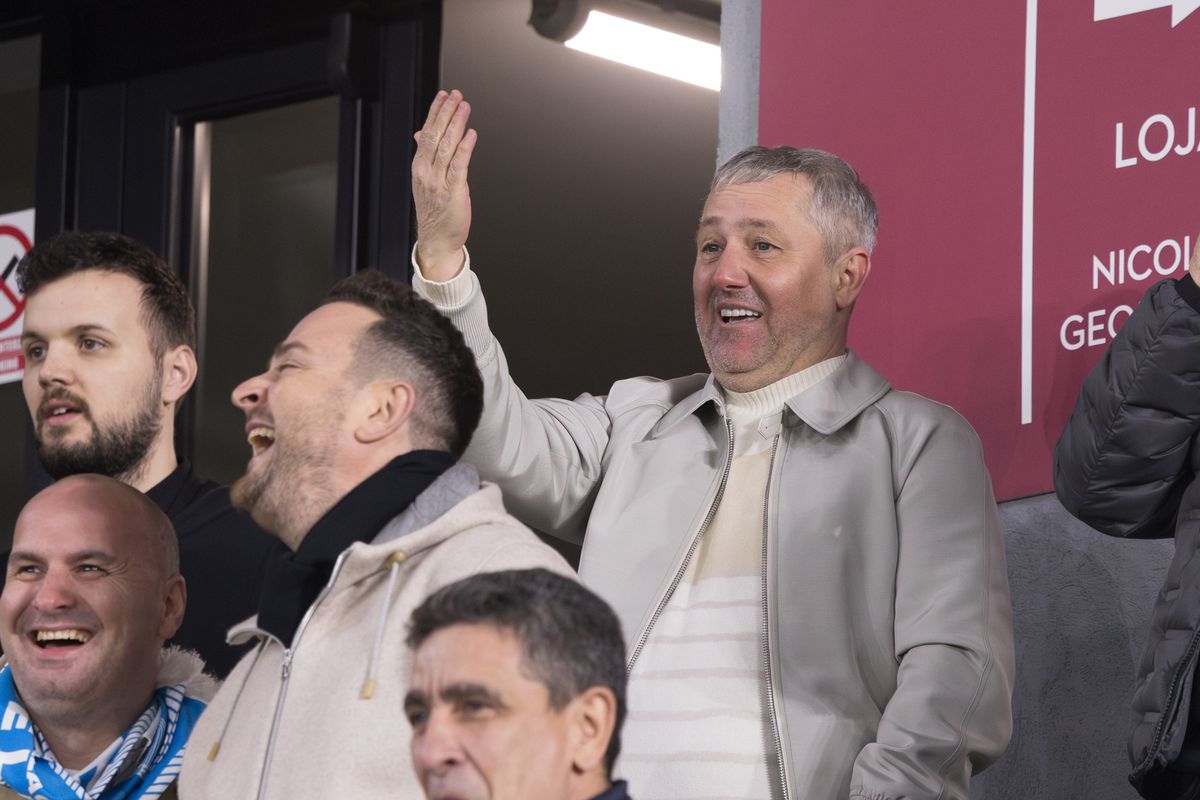 Gazeta a întrebat, Rădoi a dat răspunsul » Universitatea Craiova schimbă abordarea pentru „dubla” cu CFR Cluj: „Luăm în calcul inclusiv așa ceva”