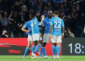 Napoli - AC Milan 2-1 » Victorie importantă obținută de elevii lui Antonio Conte, care rămân aproape de liderul Inter
