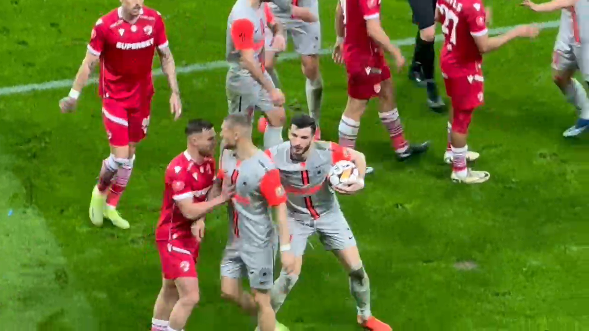 DINAMO - FCSB/ Miculescu s-a bucurat în fața PCH