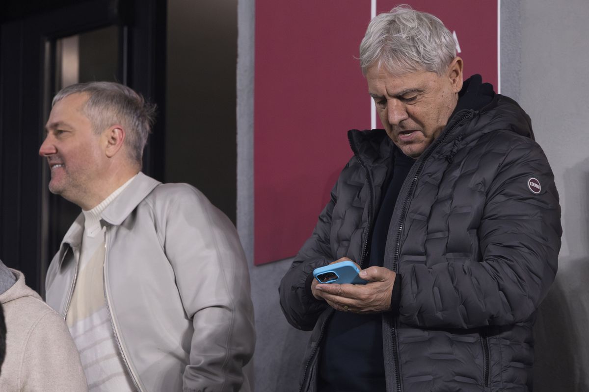 Gazeta a întrebat, Rădoi a dat răspunsul » Universitatea Craiova schimbă abordarea pentru „dubla” cu CFR Cluj: „Luăm în calcul inclusiv așa ceva”