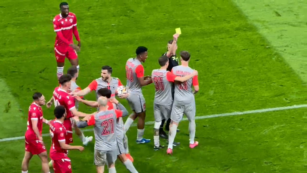 DINAMO - FCSB/ Miculescu s-a bucurat în fața PCH