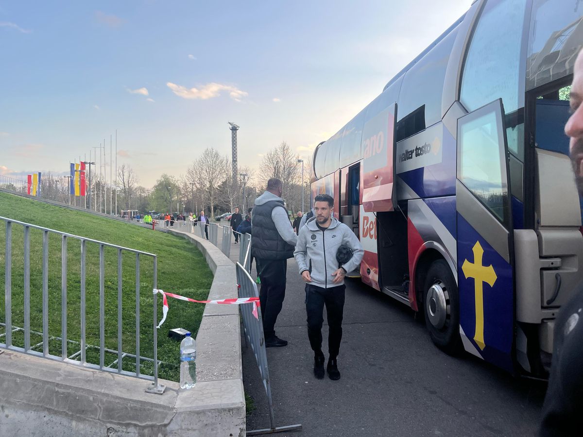 FCSB a ajuns la Arena Națională pentru meciul cu Dinamo