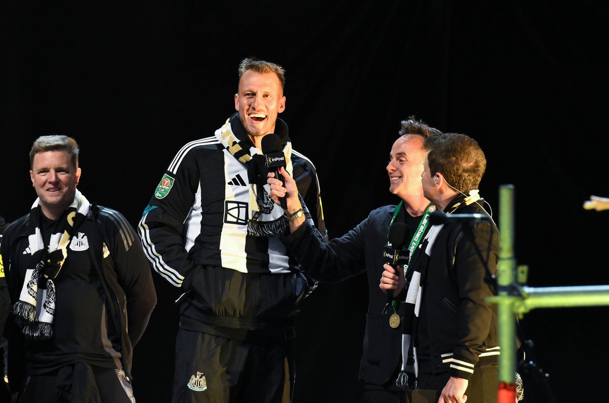 Suporterii lui Newcastle au sărbătorit triumful din Cupa Ligii Angliei