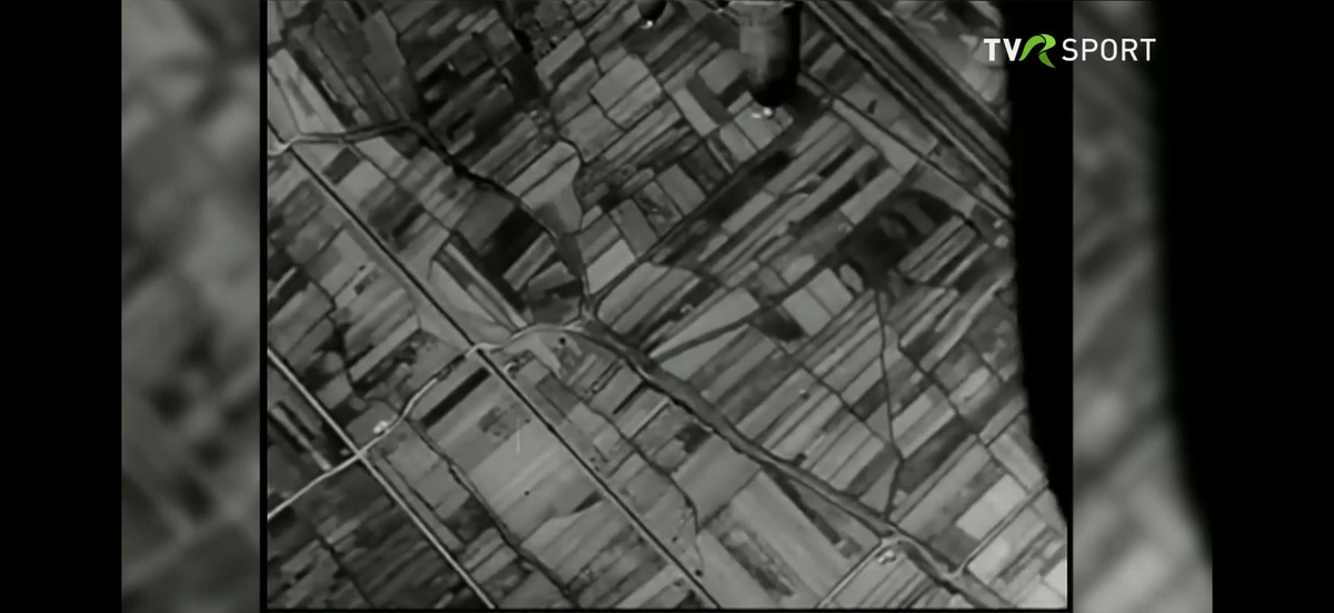 Imagini în premieră difuzate de Televiziunea Română » Cum a fost devastat stadionul Rapid în bombardamentele din 1944!