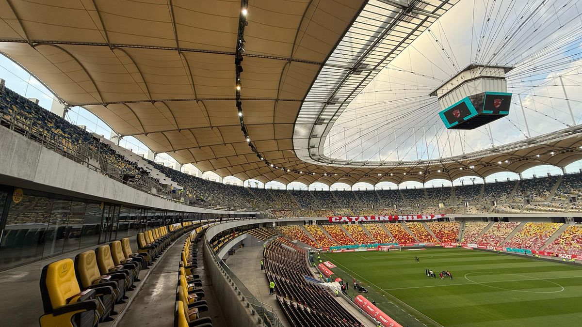 PATRU reveniri la FCSB pentru meciul cu U Cluj: anunțul important făcut în direct