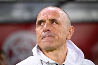 Selecționerul Slovaciei, pe picior de plecare după meciul cu România