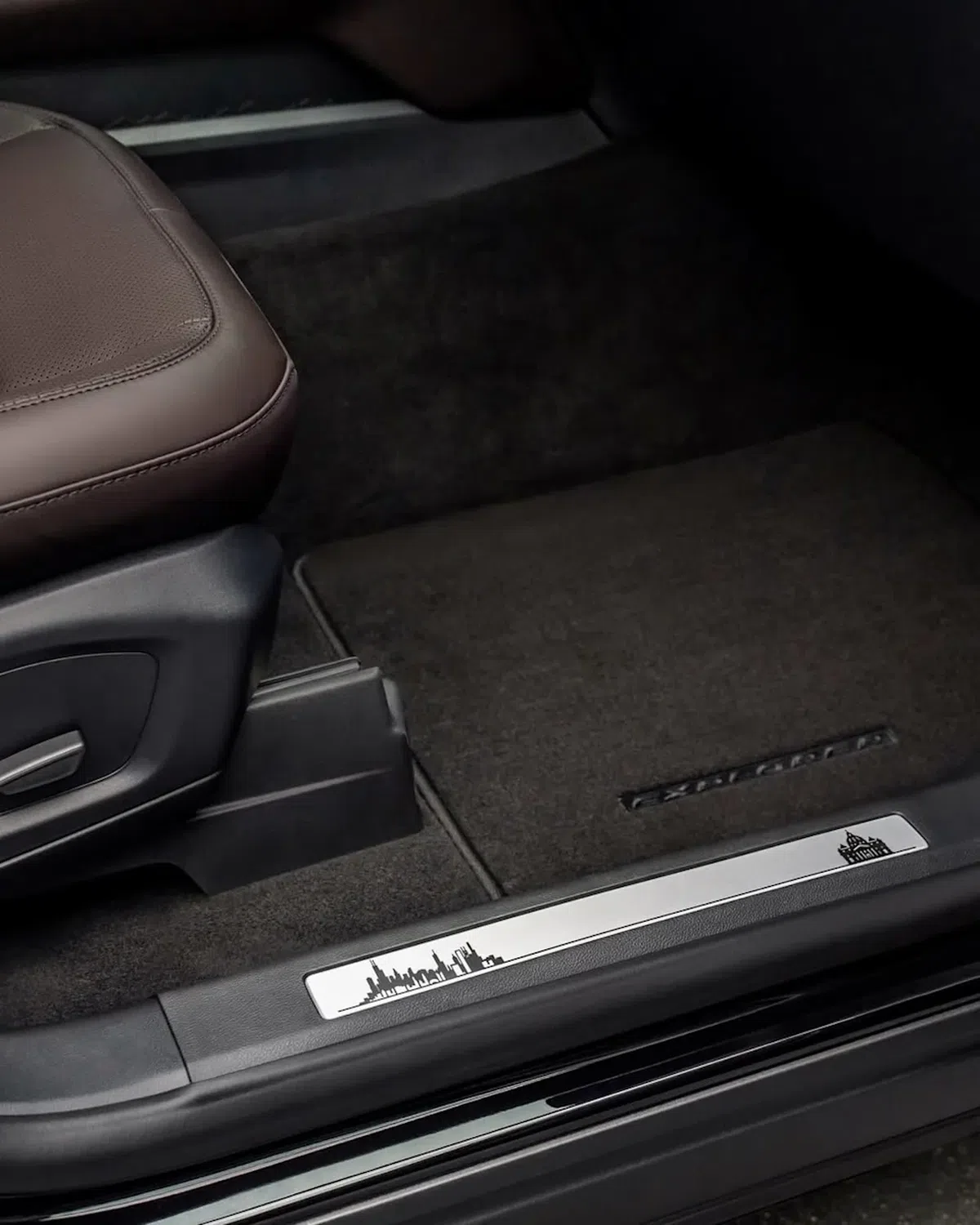 Ce mașină „și-a tras” Papa Leon al XIV-lea! Modelul din 2026, cu detalii personalizate pentru Vatican