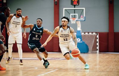 Echipele din București fac spectacol în Liga Națională: Roman Penn și Kodi Justice, MVP în etapa a 26-a! Cum arată clasamentul