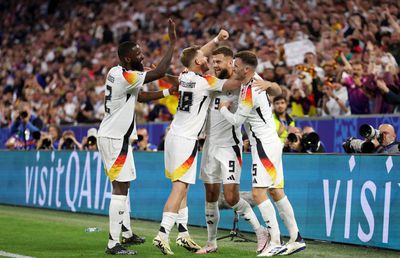 Germania - Ghana și cele mai tari dueluri amicale de la începutul săptămânii, analizate la Breaking Bets! Înregistrarea emisiunii e disponibilă pe canalul de YouTube al Gazetei Sporturilor