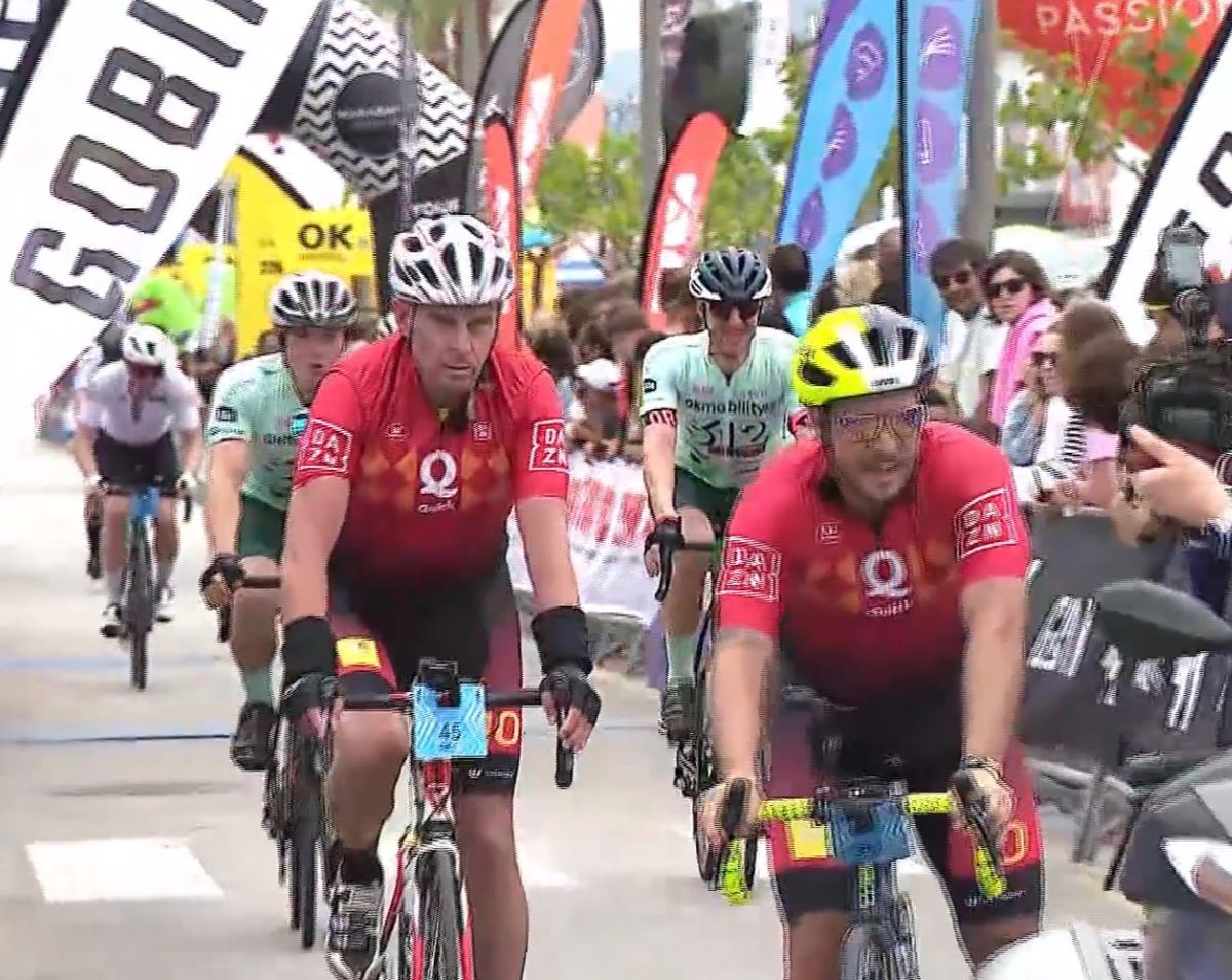 Eden Hazard s-a apucat de ciclism și a oferit imaginile weekendului! A celebrat cu bere imediat după cursă: „Poate ar trebui să mai slăbesc puțin”