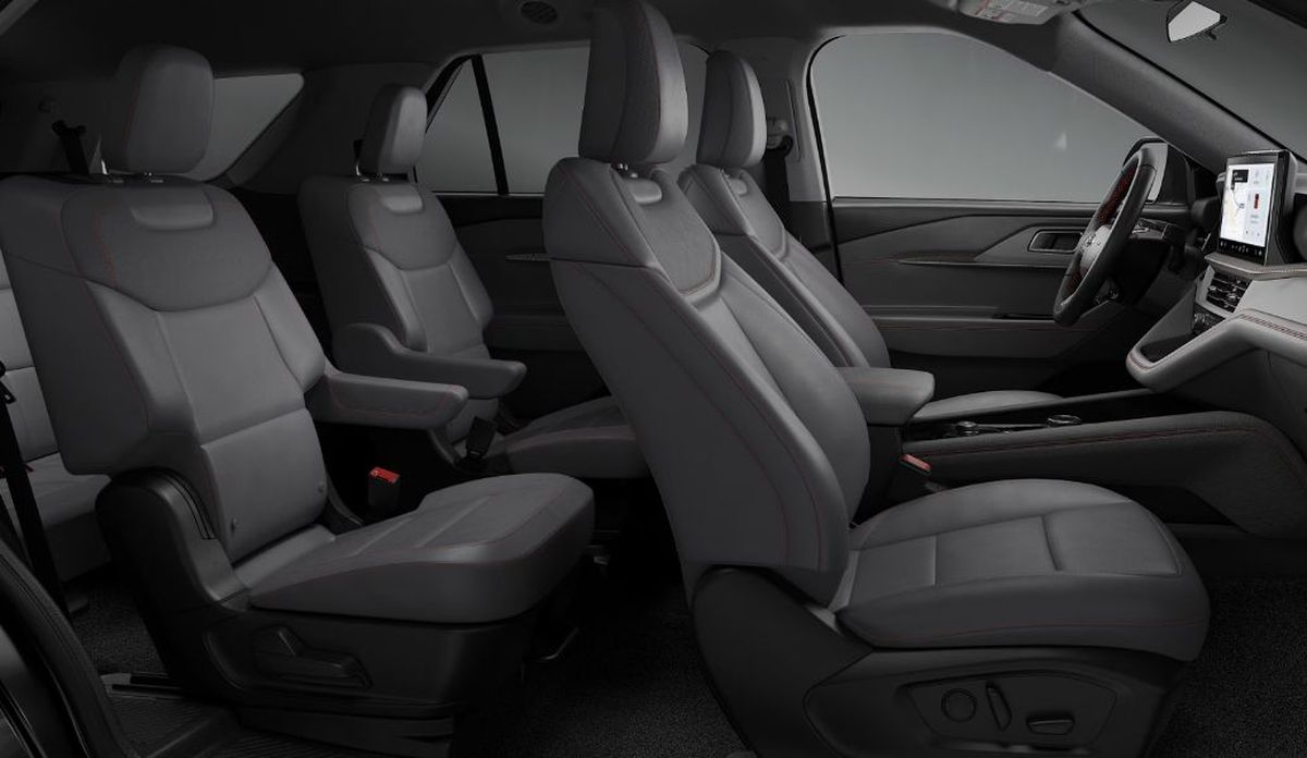 Ce mașină „și-a tras” Papa Leon al XIV-lea! Modelul din 2026, cu detalii personalizate pentru Vatican