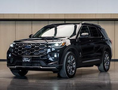 Papa Leon al XIV-lea a primit cadou o mașină unică în lume! Modelul din 2026, cu detalii specifice Vaticanului