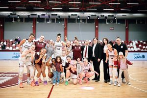 După 28 de ani, Rapid București e din nou în finală! Echipa feminină de baschet luptă pentru titlul cu numărul 10 și pentru event