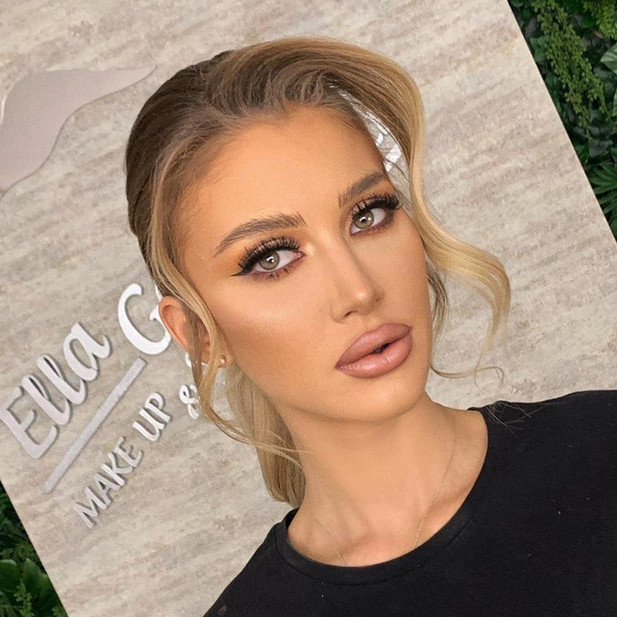 FOTO Un tabloid explică de ce filmulețul cu Ciprian Marica și amanta a fost făcut public abia după 8 luni » Femeia, prinsă din nou în ofsaid de soț