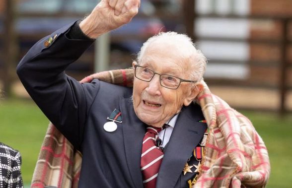COVID-19. Tom Moore, veteranul de război care a strâns peste 30 de milioane de lire pentru medici, a împlinit 100 de ani! Cum l-a celebrat Marea Britanie