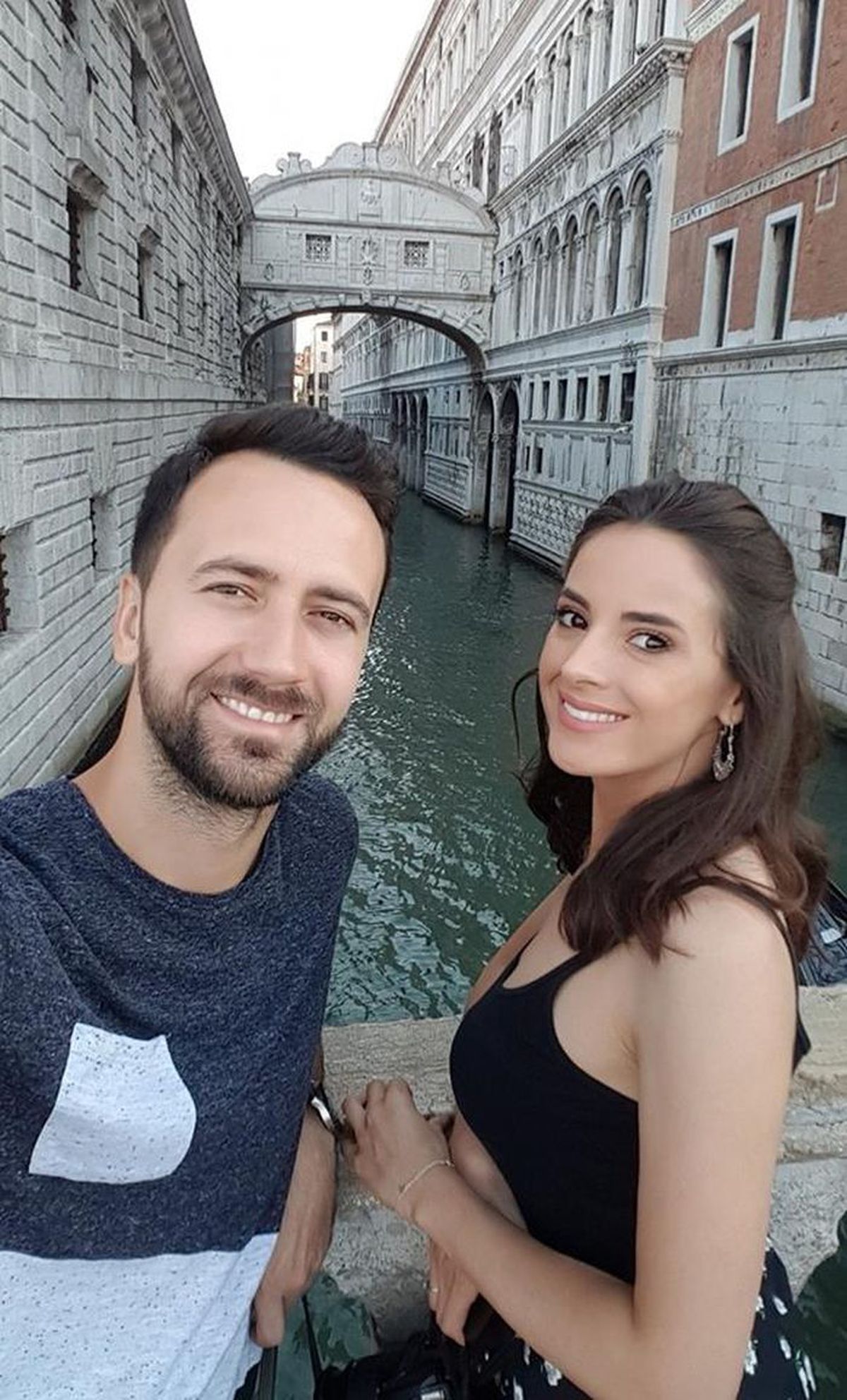 FOTO Ramona Păun, prezentatoarea știrilor sportive de la PRO TV, se căsătorește » Viitorul ei soț are un unchi celebru în România ;)