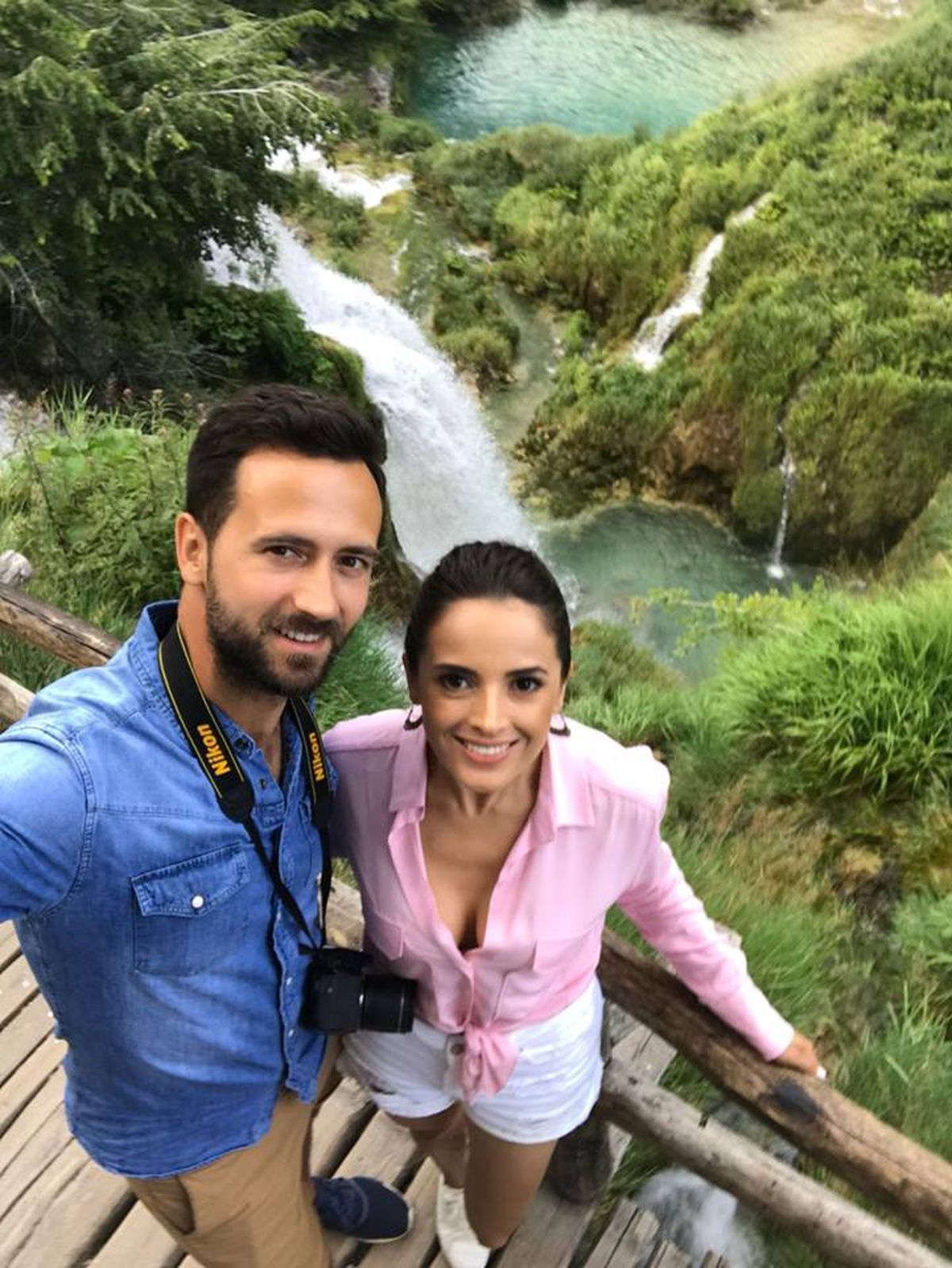 FOTO Ramona Păun, prezentatoarea știrilor sportive de la PRO TV, se căsătorește » Viitorul ei soț are un unchi celebru în România ;)