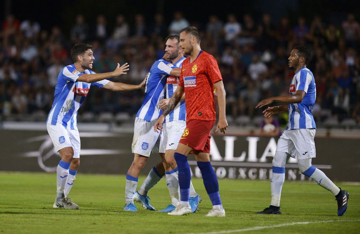 EXCLUSIV Cluburile din Liga 1 reacționează după anunțul privind drepturile TV: „Nu se pot cere banii înapoi” + „Se simte presiunea. Eu nu mi-aș permite să ameninț așa”