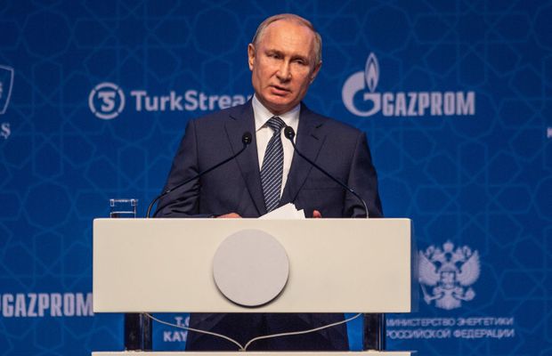 Un fost elev al lui Dan Petrescu l-a atacat pe Vladimir Putin: „Suntem niște sclavi! Polițiștii doar întorc mâinile oamenilor” » Ce riscă acum