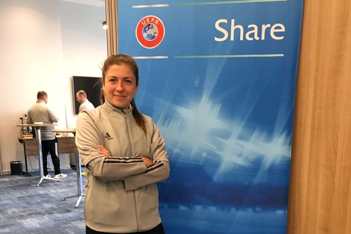 Povestea Irinei Giurgiu, prima femeie din România cu licență UEFA Pro » Cum rezistă în fața prejudecăților și ce a învățat de la Rădoi, Prandelli și Lucescu: „Mulți se întrebau ce caut acolo”