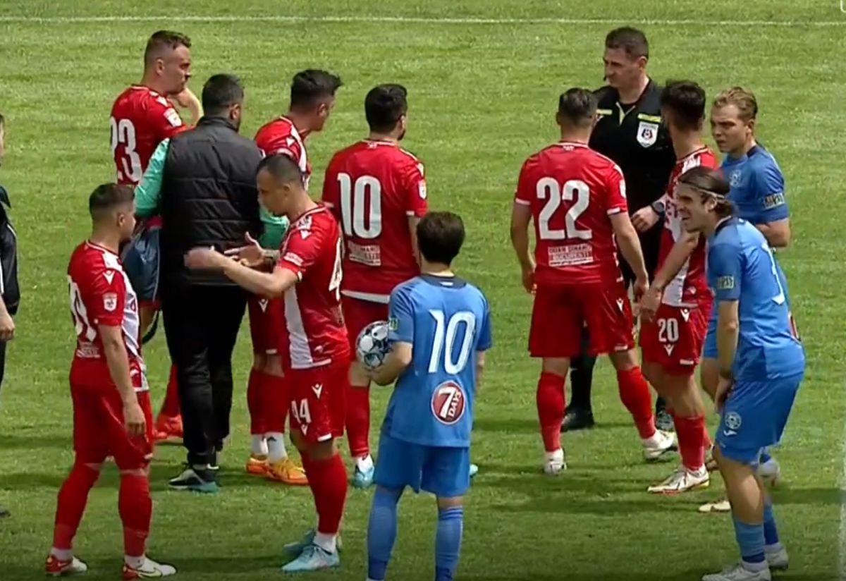 Scandal în Dinamo - Academica Clinceni