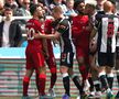 Liverpool câștigă în deplasare cu Newcastle și se instalează pe primul loc în Premier League » Mingea e în terenul lui Manchester City