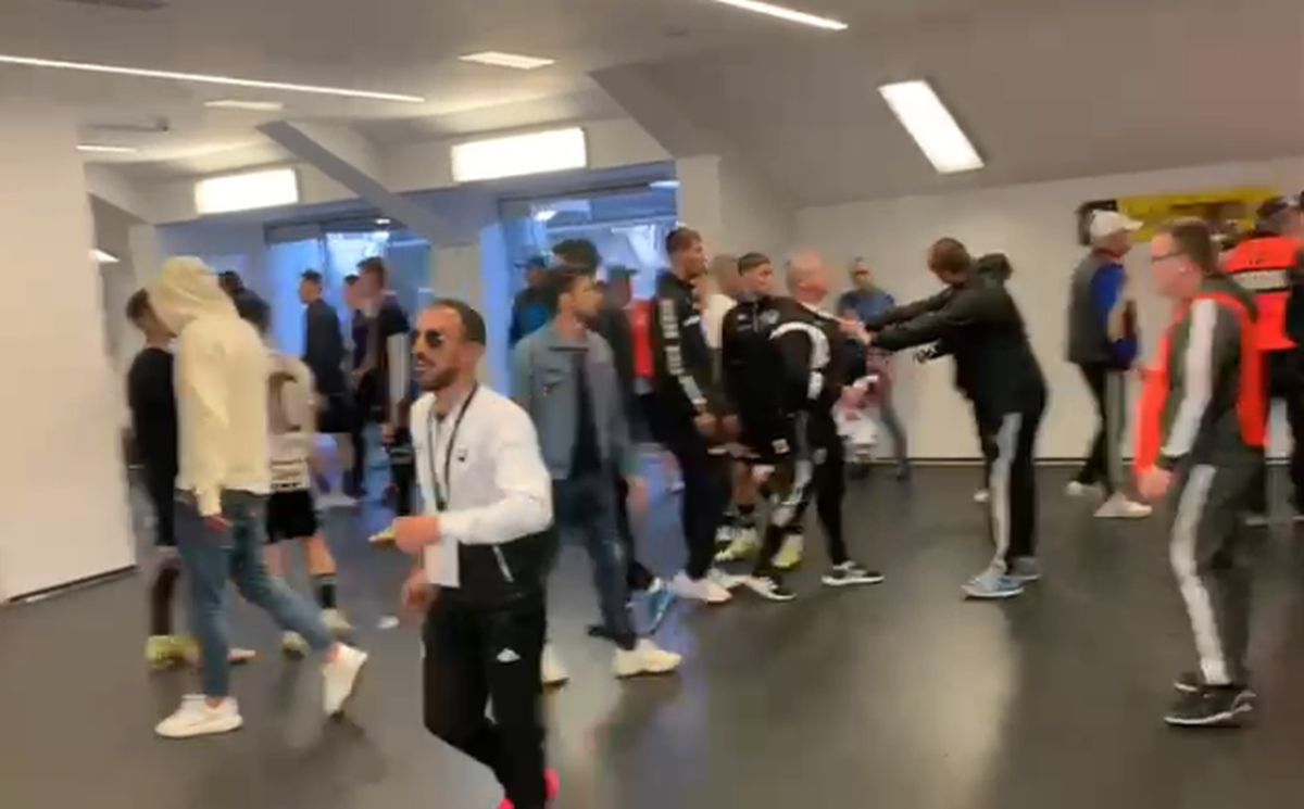 Scandal uriaș la vestiare după U Cluj - Unirea Slobozia! Fotbaliștii și oficialii s-au luat la bătaie