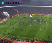Ce nebunie! Trabzonspor a câștigat primul titlu după aproape 40 de ani » Fanii au intrat pe teren înainte de finalul meciului