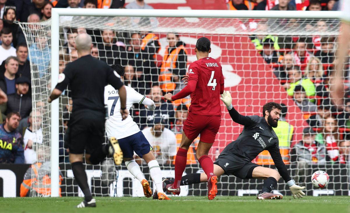 Final uluitor în Liverpool - Tottenham! Oaspeții abia reveniseră eroic de la 0-3, dar au pierdut în prelungiri