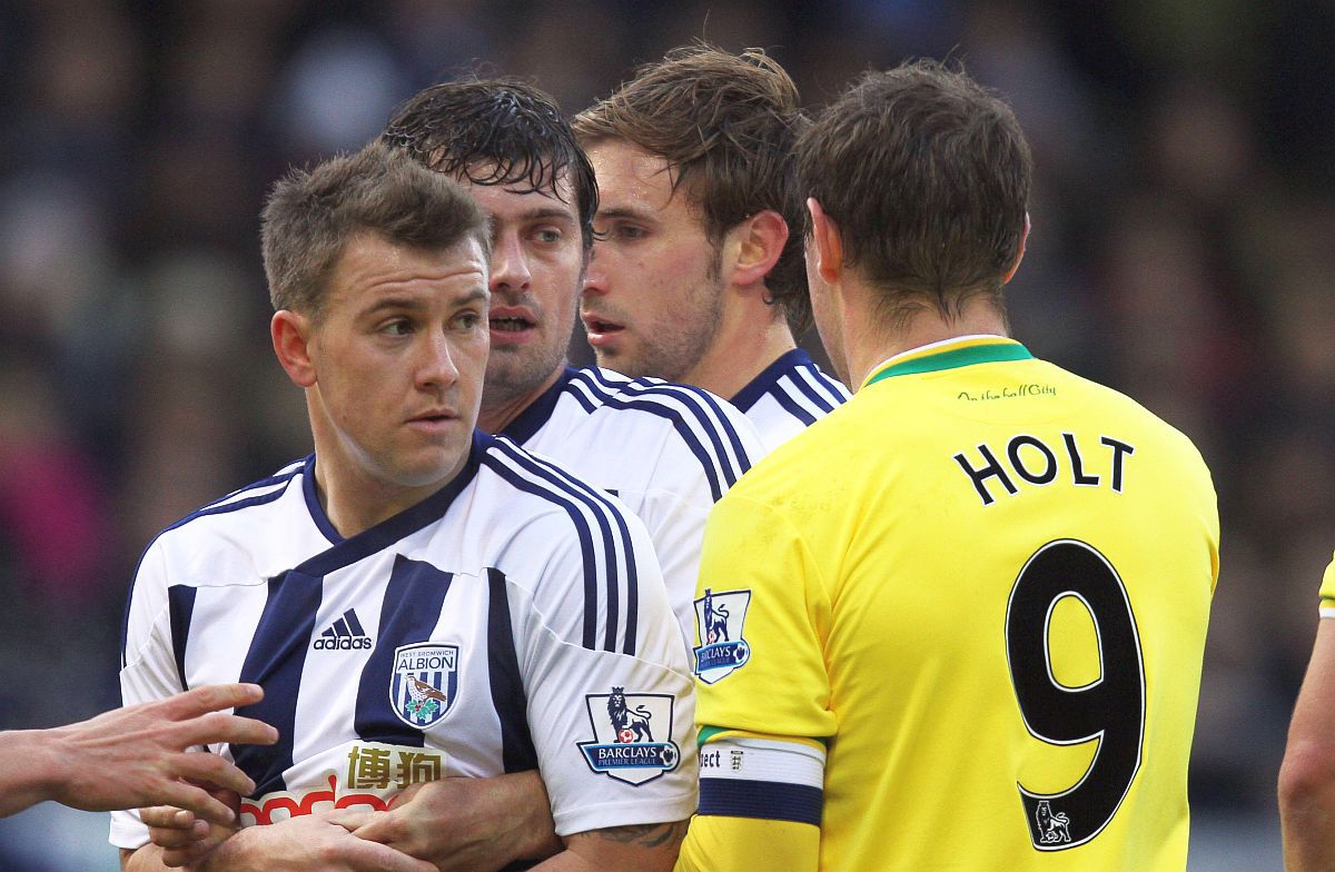 Două episoade violente din cariera lui Gabi Tamaș: „I-am dat un cot în gură, i-am scos dintele prin buză” + „Din spatele meu, a venit unul «copt» și mi-a dat un pumn”