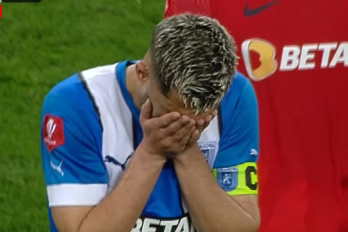 CSU Craiova - FCSB. Ivan s-a făcut de râs la penalty-ul controversat dictat de Kovacs: „A lovit mingea în cap! N-am mai văzut așa ceva”