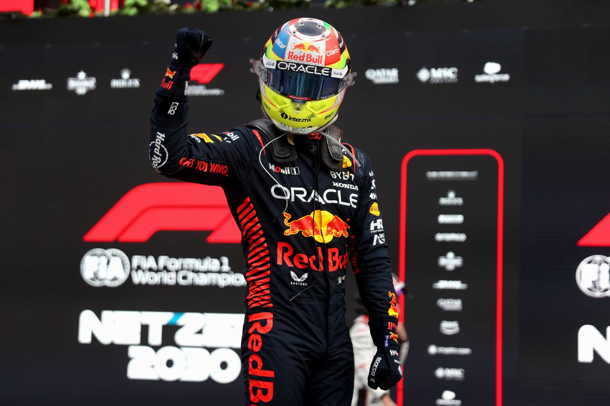 Sergio Perez, victorie în Marele Premiu din Azerbaidjan » Max Verstappen a venit pe 2, în timp ce Leclerc a prins podiumul în premieră