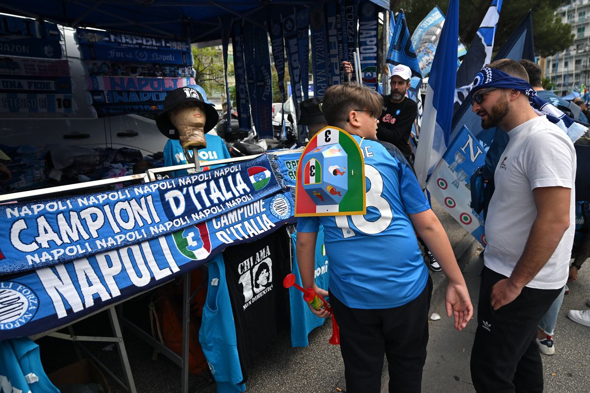 Napoli - Salernitana 1-1 » Șocantă răsturnare! Delirul a devenit tăcere la Napoli. Golul lui Dia a amânat sărbătoarea lângă Vezuviu!