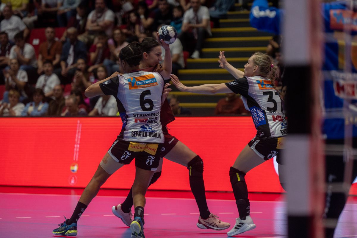 Rapid - Vipers, meciul tur din sferturile Ligii Campionilor la handbal feminin