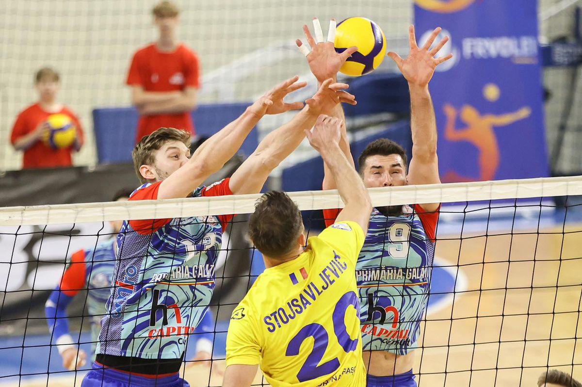 Nou-promovata Corona Braşov câştigă titlul naţional, după finala cu campioana Arcada Galaţi