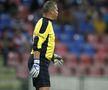 Sabin Pâglișan, în tricoul Sănătății Cluj, în anul în care „virușii verzi” au dat peste FCSB în Cupă /  Sursă foto: Arhivă Gazeta Sporturilor