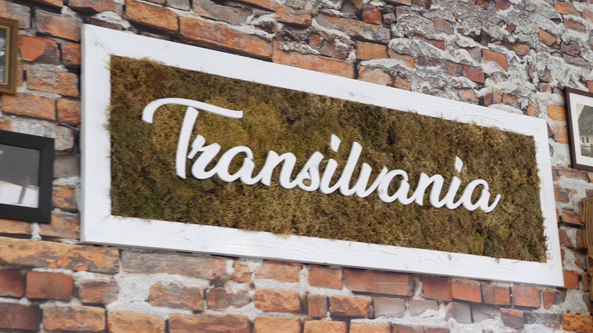 În Würzburg există un magazin românesc cu produse tradiționale din țară » Cât poate să coste un kilogram de carne de miel pentru Paști