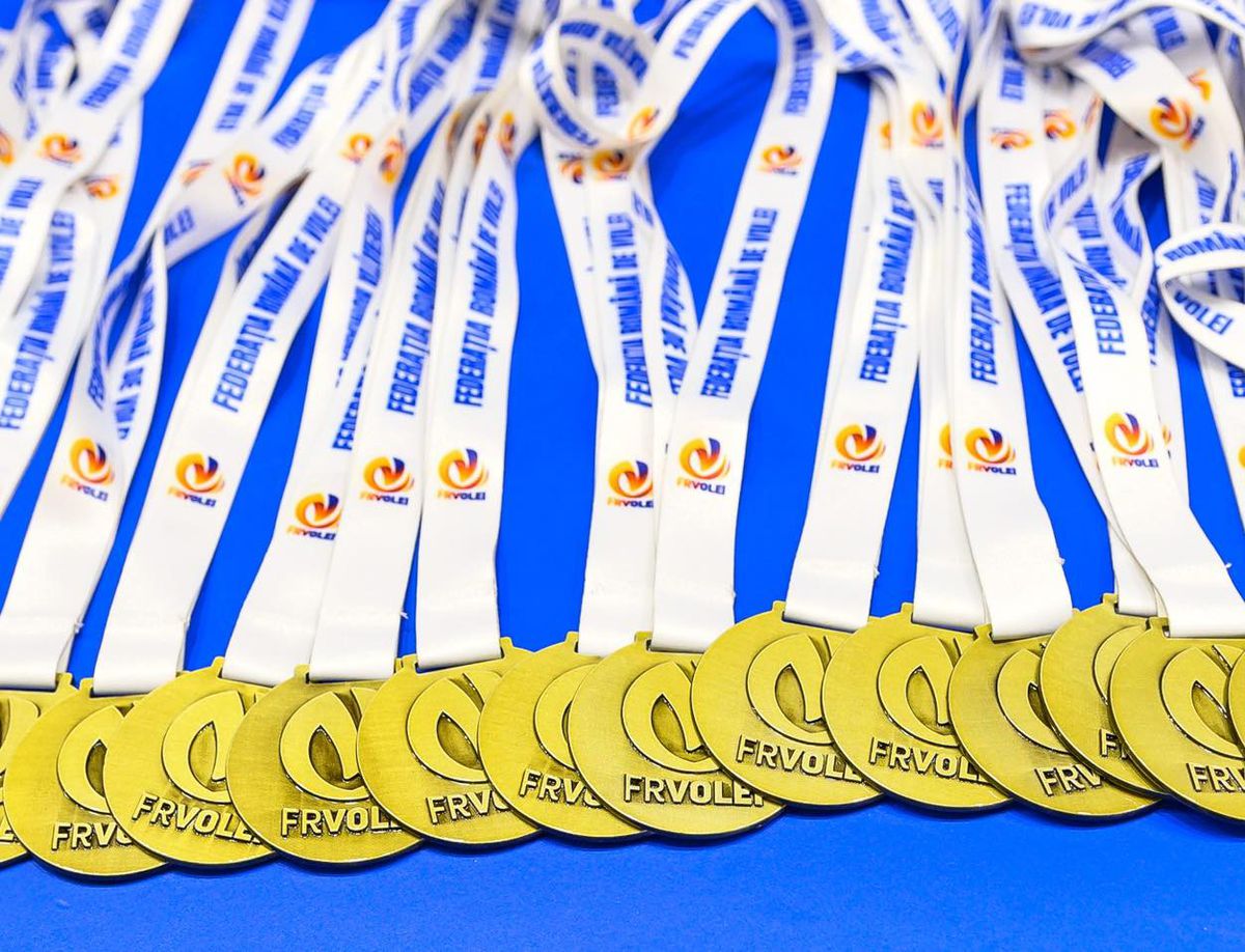 Nou-promovata Corona Braşov câştigă titlul naţional, după finala cu campioana Arcada Galaţi