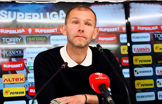 Lobonț nu a înțeles nimic din ce s-a întâmplat în jurul lui: „N-am văzut ce a făcut Paul Iacob. Nu știu ce a zis Gigi Corsicanu'. Săpunaru a dat mâna cu mine”