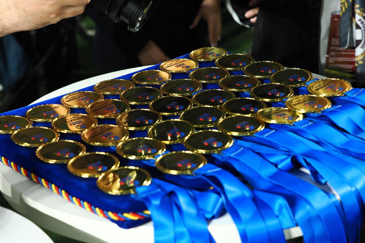 Jucătoarele celor de la Rapid au fost premiate pentru promovare