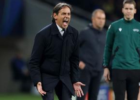 Simone Inzaghi contestă o decizie de arbitraj din Barcelona - Inter, dar laudă un adversar: „Apare la 50 de ani!”