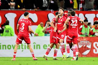 Dinamo e lider într-un clasament din play-off! Capitolul la care „câinii” își subordonează rivalii