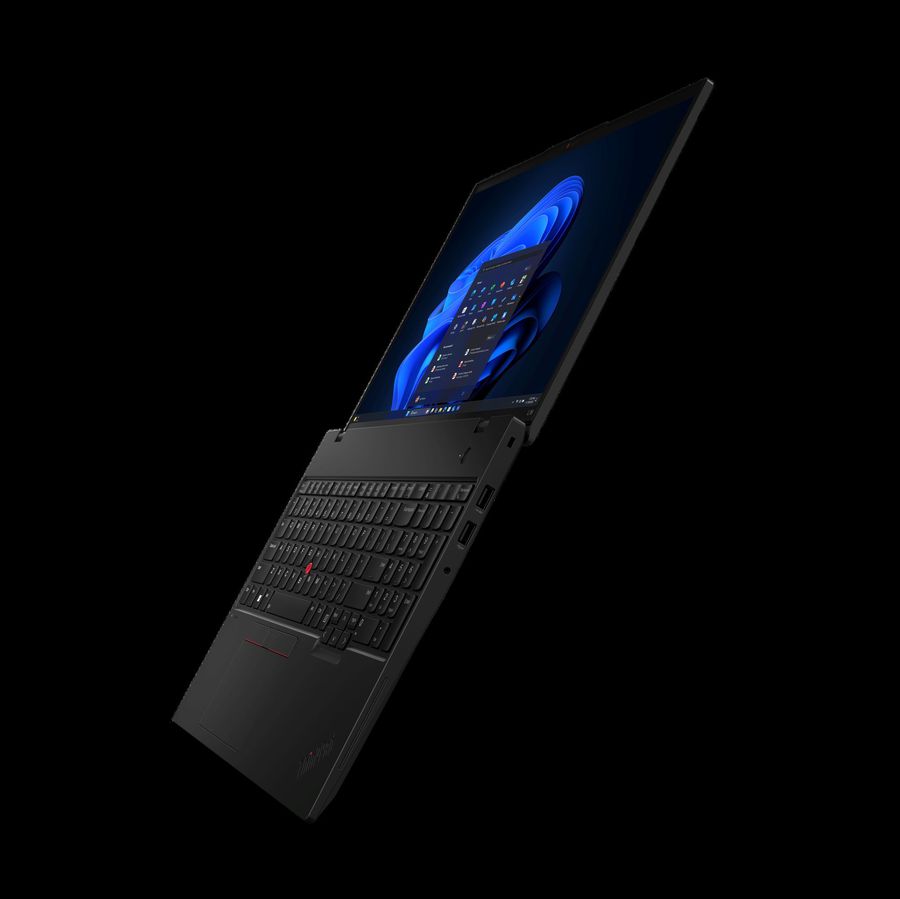 Lenovo lansează noi stații de lucru portabile ThinkPad și laptopuri de business pregătite pentru noua eră AI