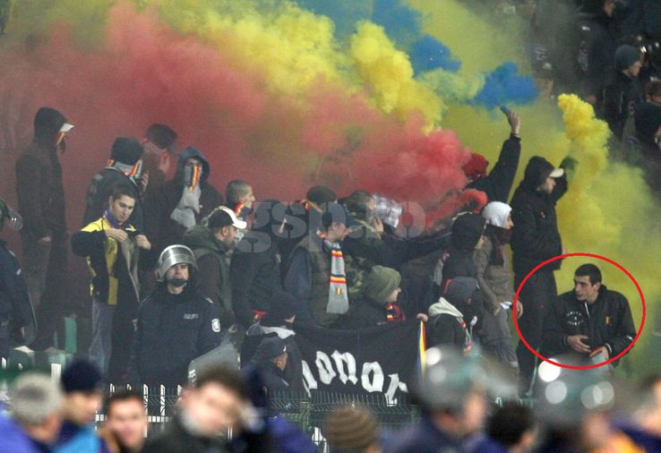 George Simion, în mijlocul evenimentelor din tensionatul Bulgaria - România, disputat în 2007. FOTO: GSP